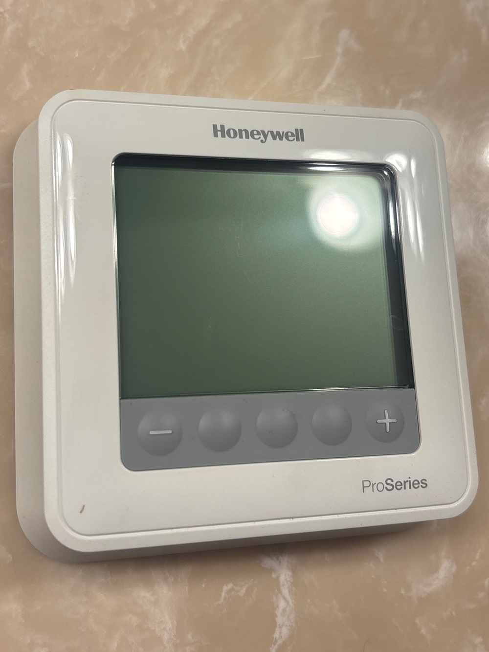 Honeywell White T6 Pro Programmable Thermostat - Smart Home Control
